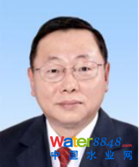 胡龍華 簡歷照片 環(huán)境保護部固體廢物與化學品管理技術中心主任助理胡龍華 照片